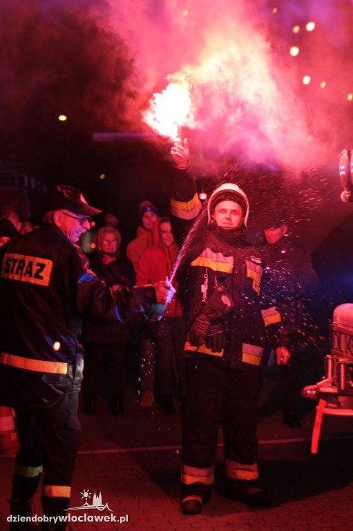 Strażacy z Chocenia mają swój nowy wóz