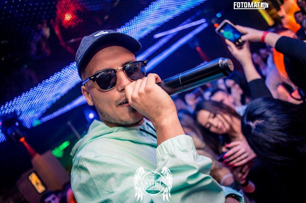 Miły Pan w Angels Club