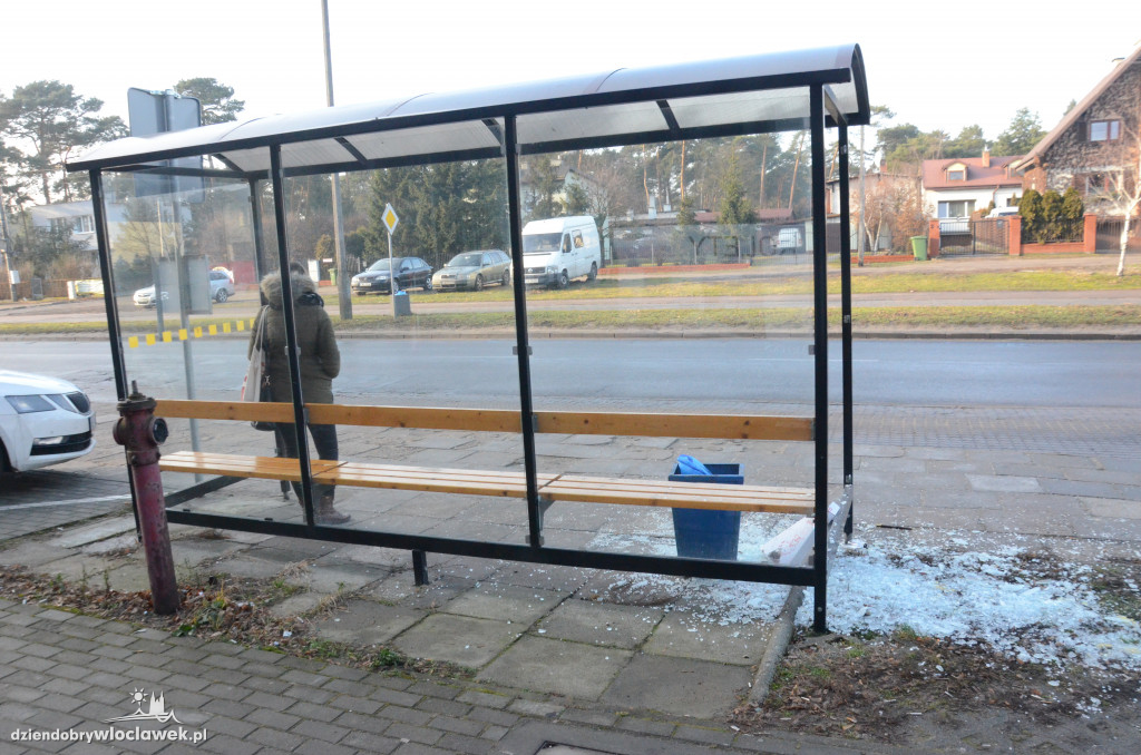 Posylwestrowe śmieci straszą na osiedlach