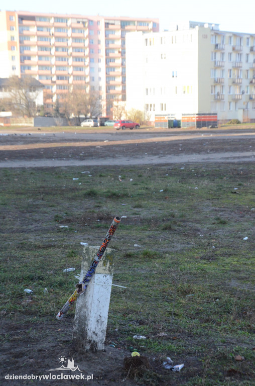 Posylwestrowe śmieci straszą na osiedlach