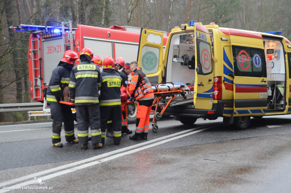 Wypadek na trasie brzeskiej. 2 osoby ranne