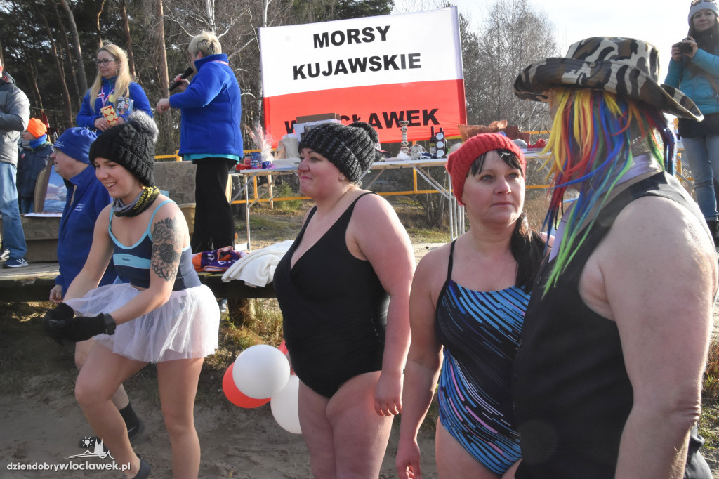 Morsy dla WOŚP. Impreza nad j. Czarne
