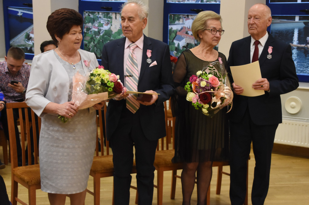 Diamentowe i złote gody w  ratuszu
