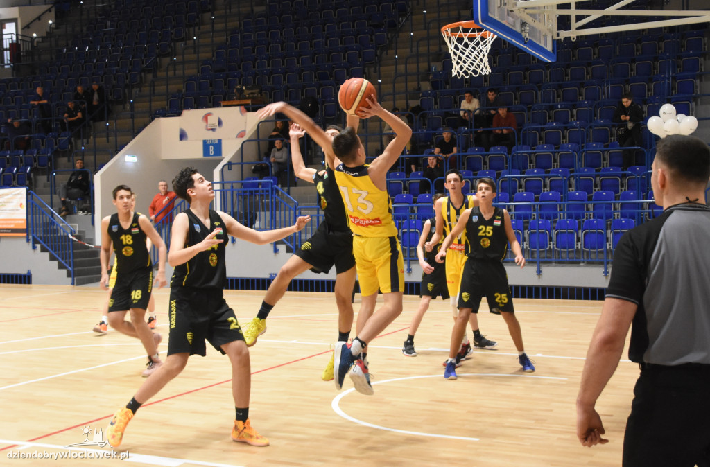 Turniej EYBL: Bihorul Oradea - Kosarlabda