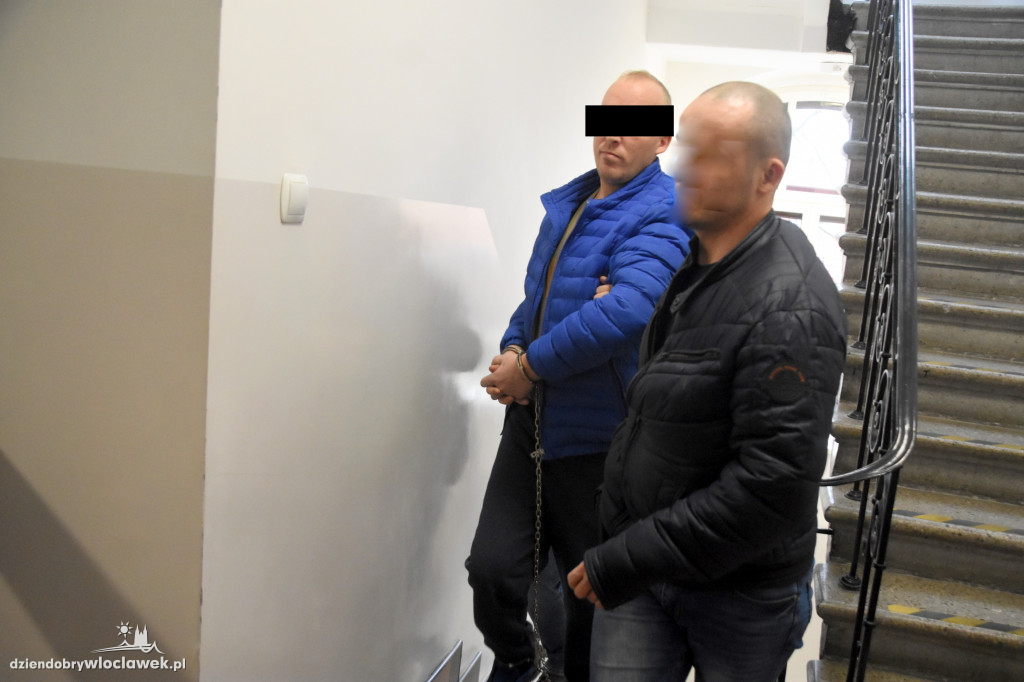 Sławomir S. doprowadzany do sądu