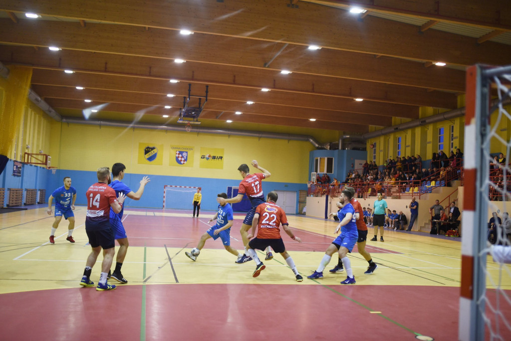 10 lat hali sportowej w Choceniu