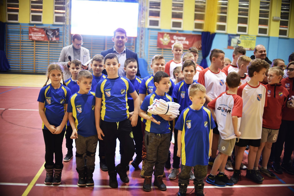 10 lat hali sportowej w Choceniu