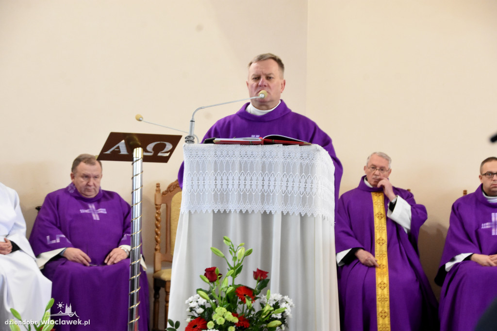 Tłumy na pogrzebie burmistrza Andrzeja Cieśli