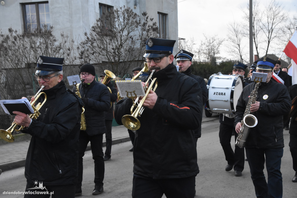 Tłumy na pogrzebie burmistrza Andrzeja Cieśli