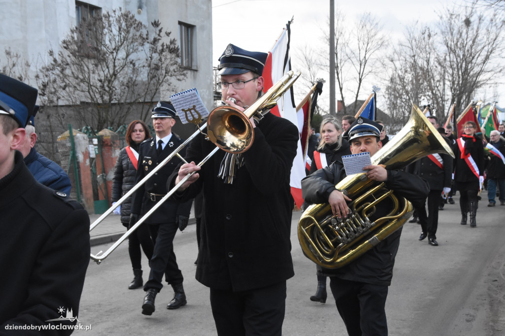 Tłumy na pogrzebie burmistrza Andrzeja Cieśli