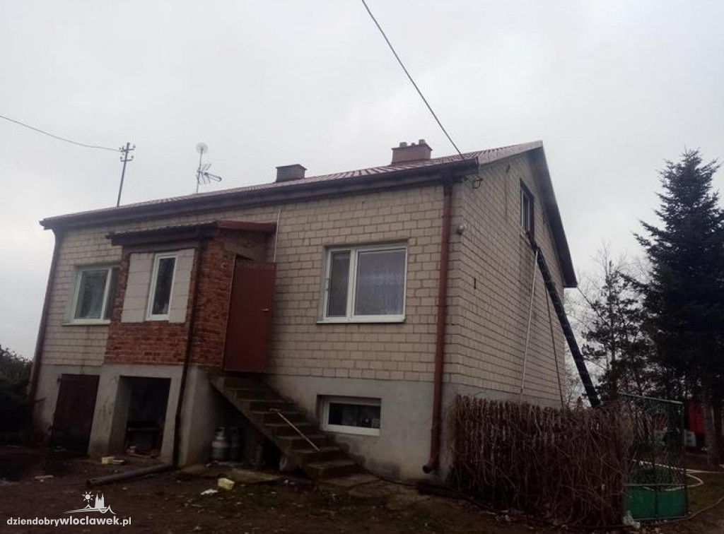 Pożar na poddaszu domu jednorodzinnego