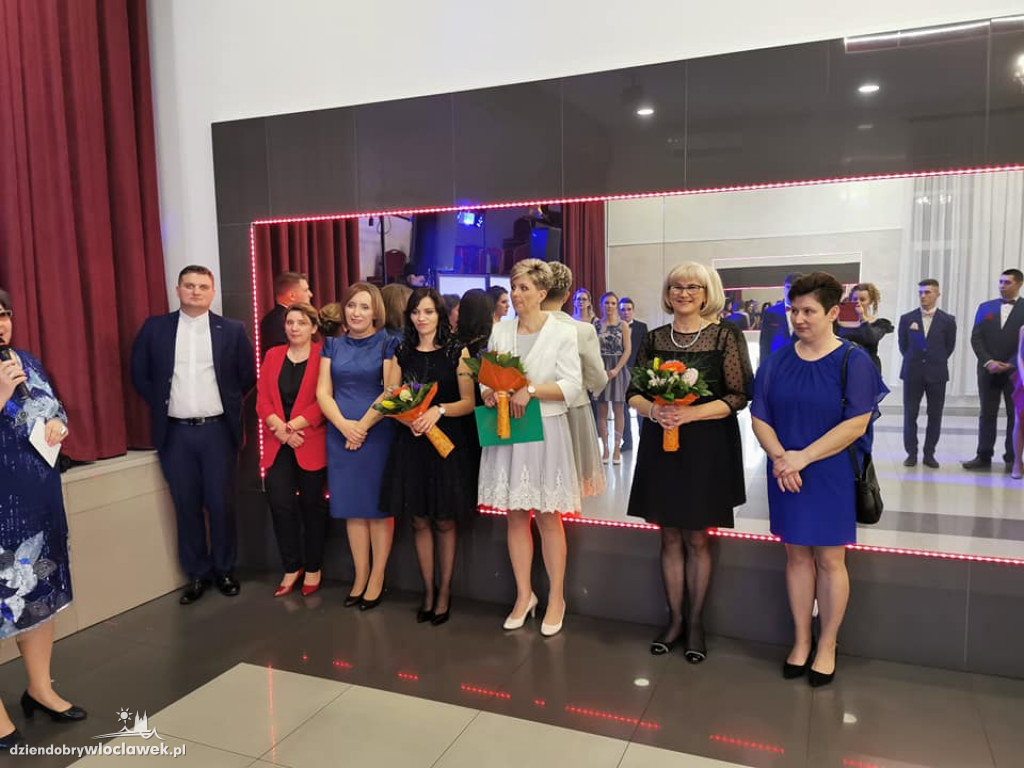Studniówka 2020: Zespół Szkół w Chodczu