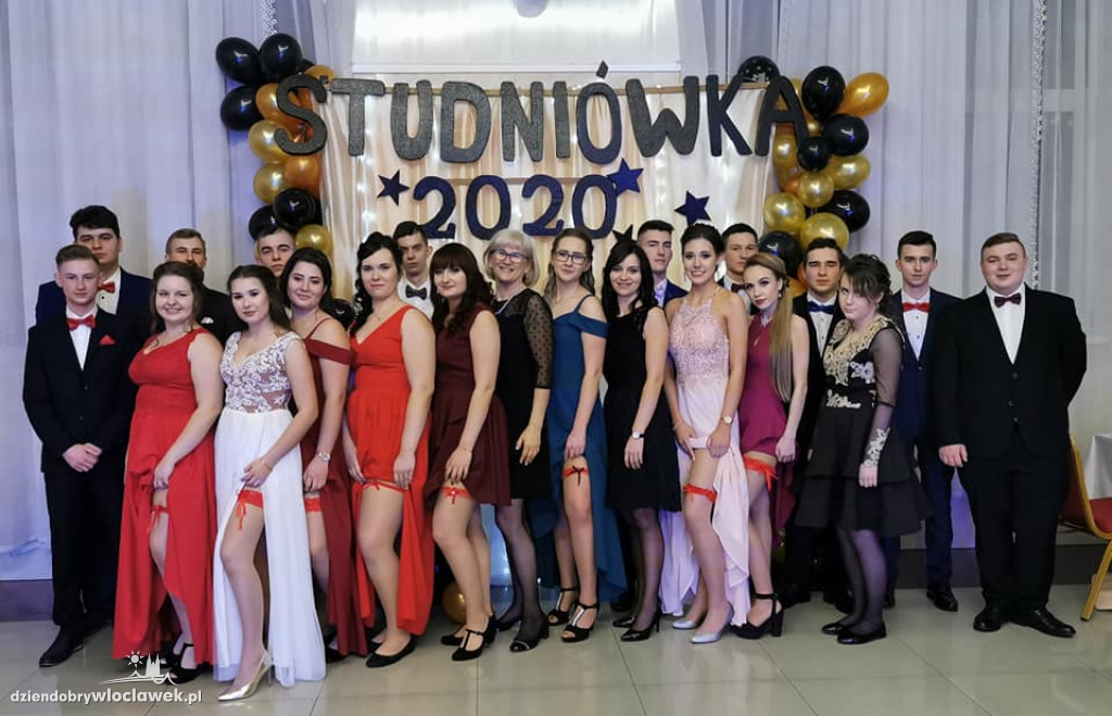 Studniówka 2020: Zespół Szkół w Chodczu