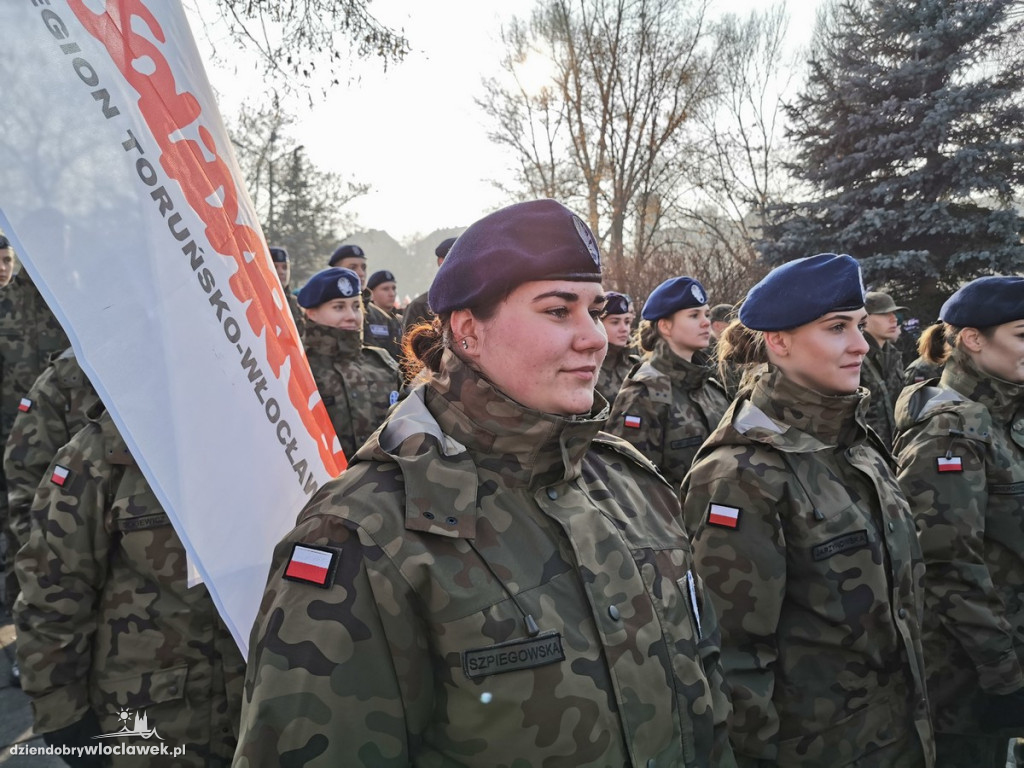 Uczniowie ZSA na ważnej uroczystości