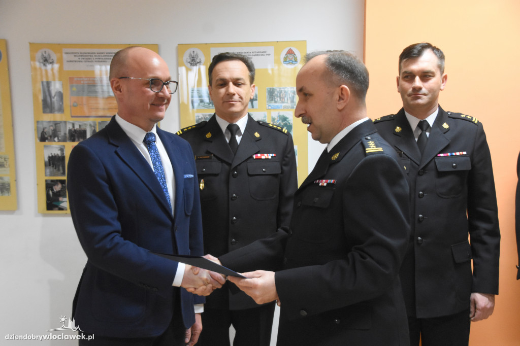 Strażacy z nagrodami i nowym sprzetem