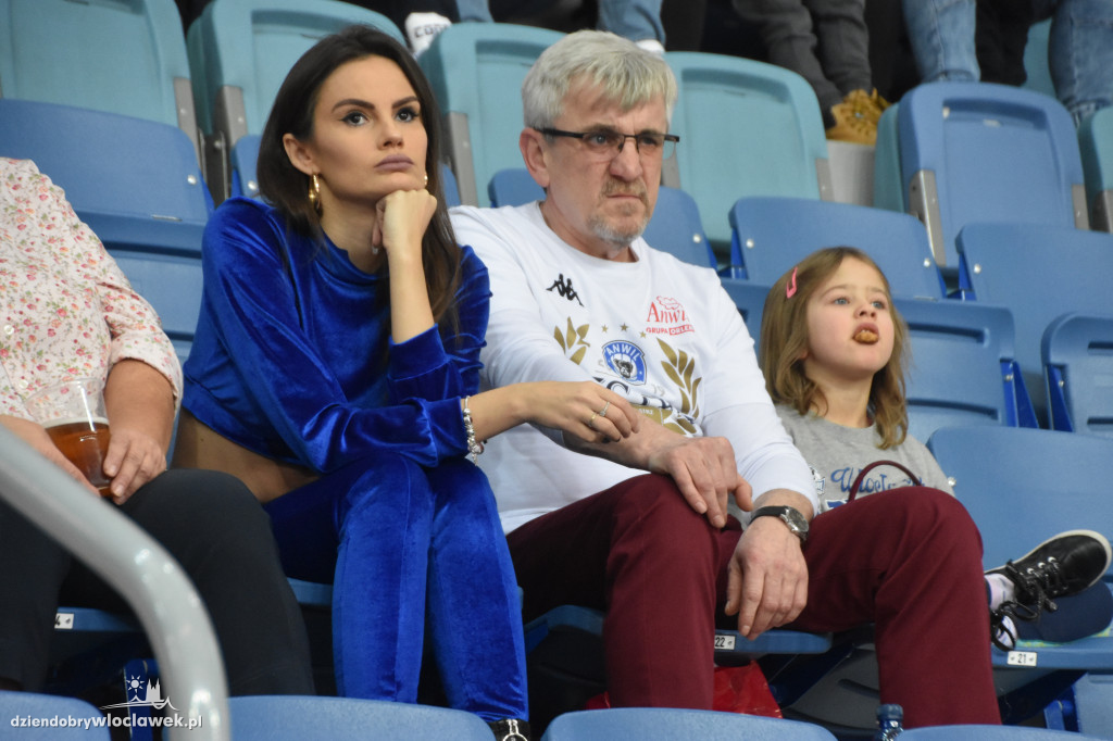 Kibice na meczu Anwil - Astoria