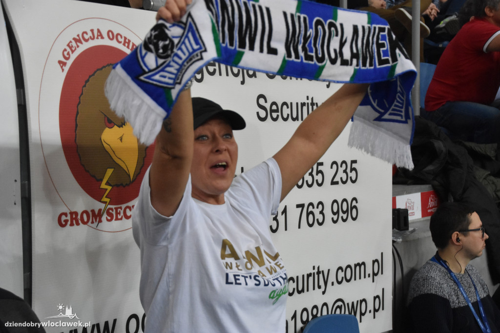 Kibice na meczu Anwil - Astoria