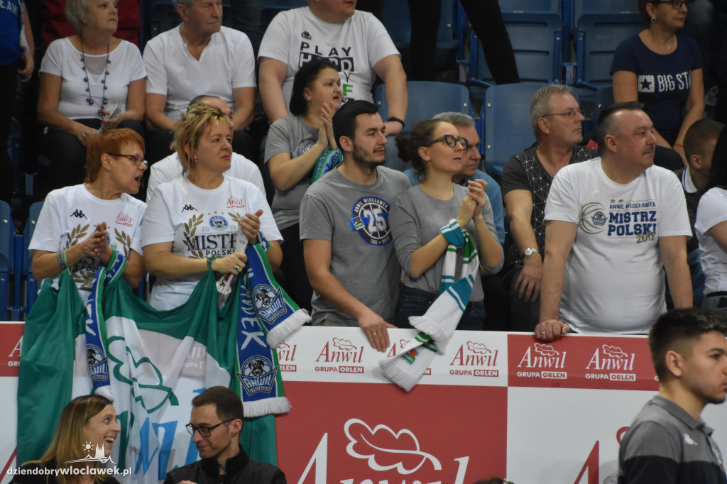 Kibice na meczu Anwil - Astoria