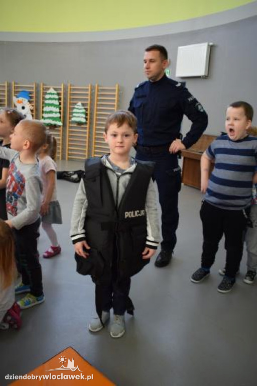 Wizyta policjantów w Przedszkolu Publicznym nr 30