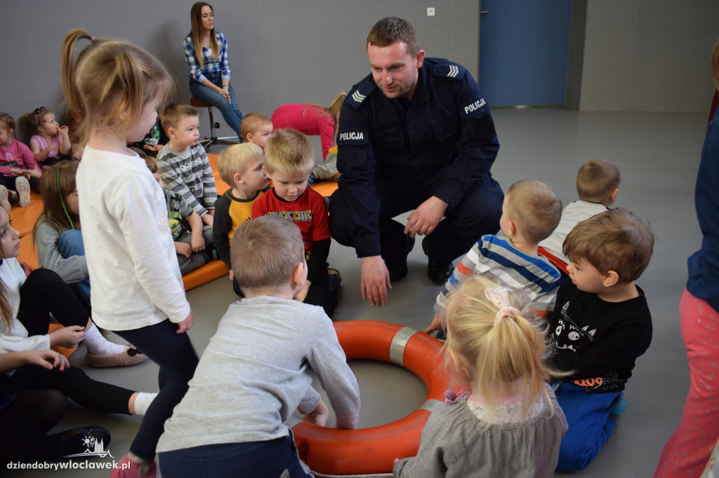Wizyta policjantów w Przedszkolu Publicznym nr 30