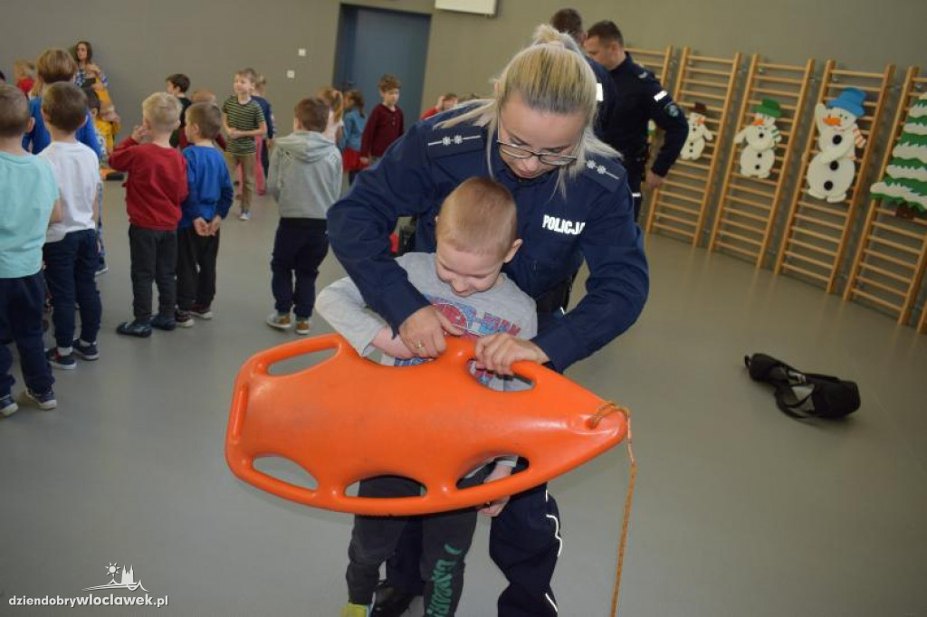 Wizyta policjantów w Przedszkolu Publicznym nr 30