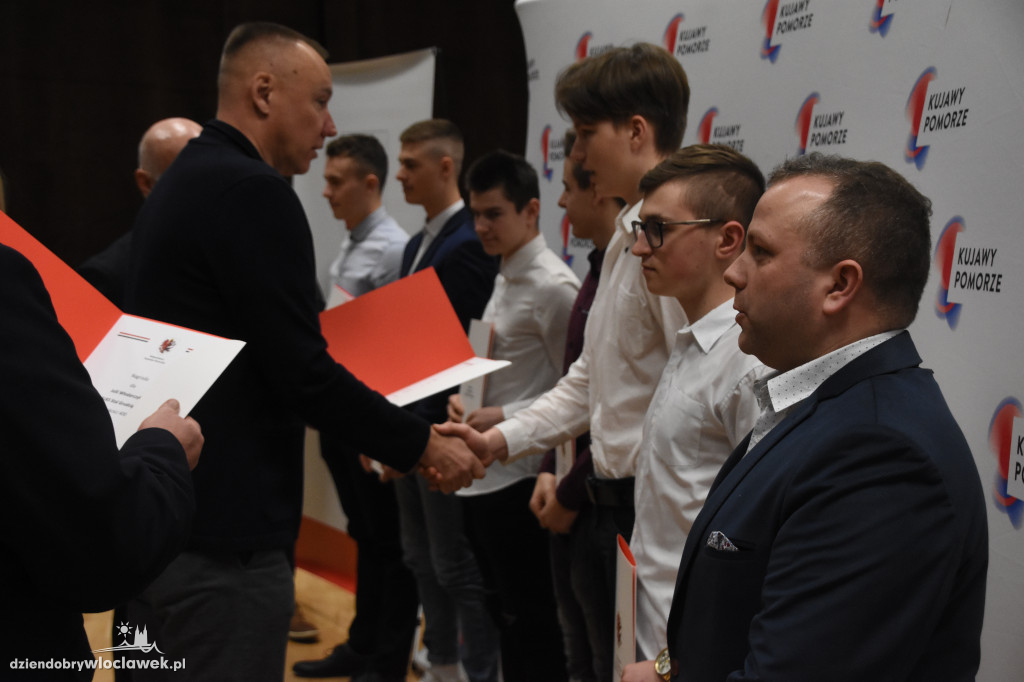 Wręczenie nagród dla sportowców i ich trenerów