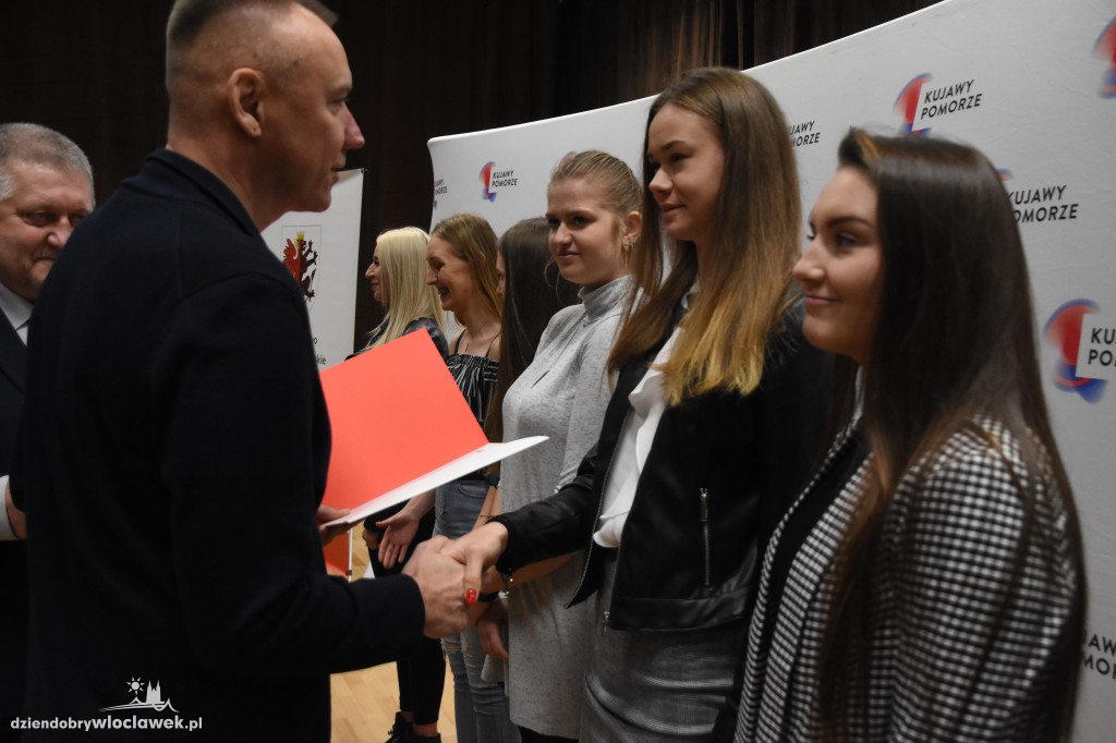 Wręczenie nagród dla sportowców i ich trenerów