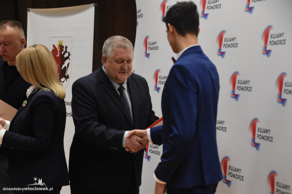 Wręczenie nagród dla sportowców i ich trenerów