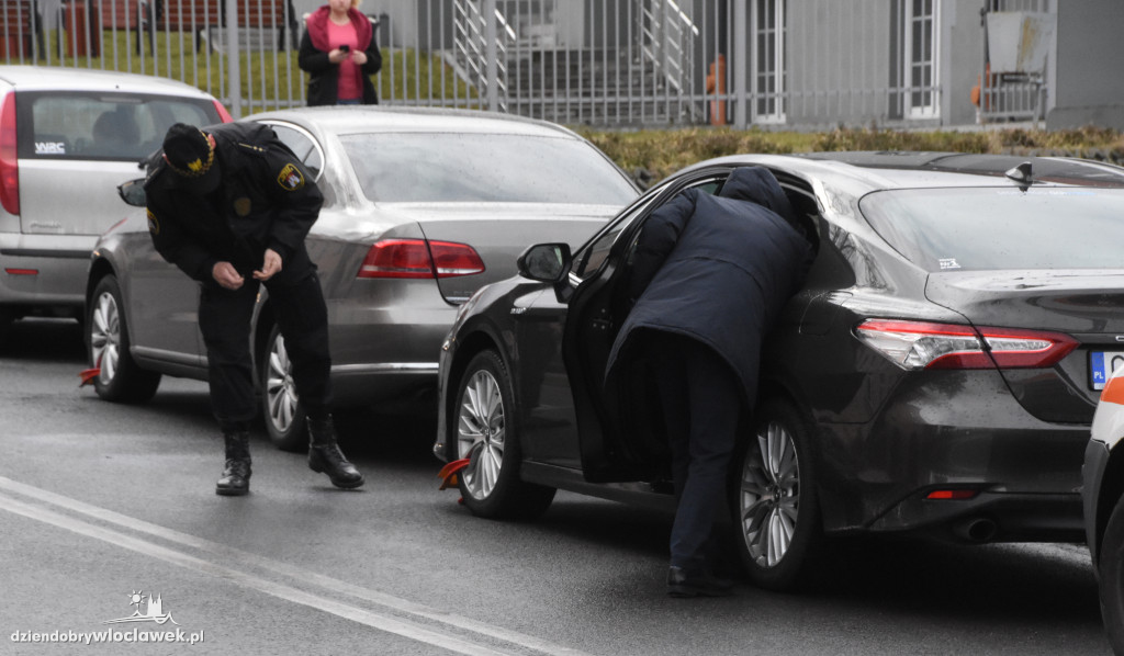 Blokada na kole samochodu prezydenta