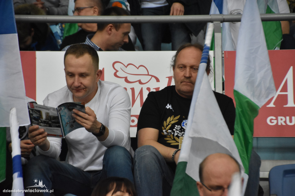 Kibice na meczu ze Stelmetem
