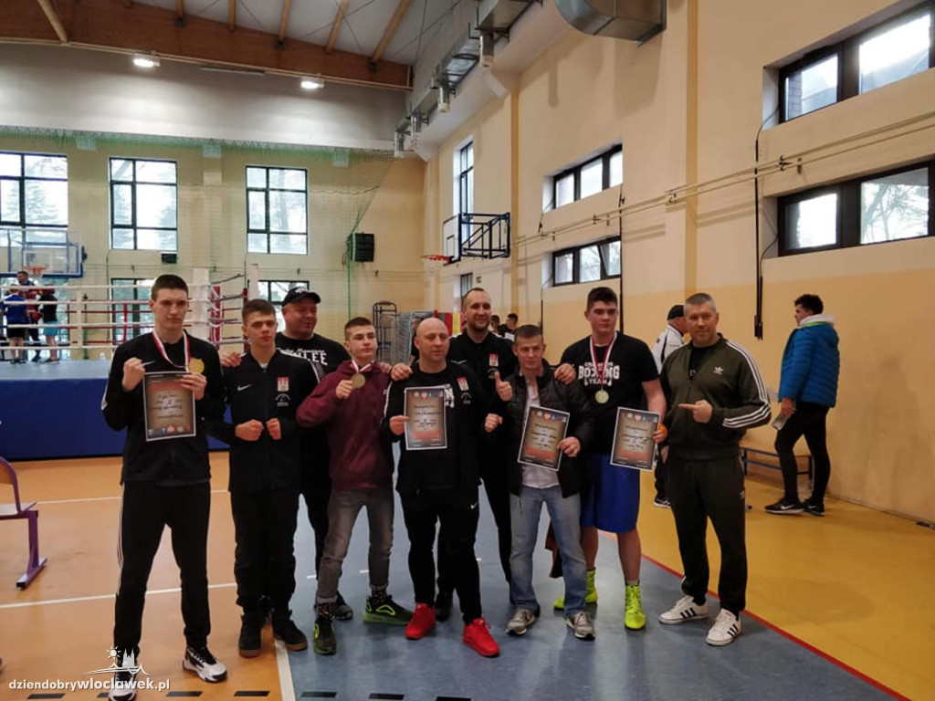 Pięściarze Championa Włocławek obronili tytuł