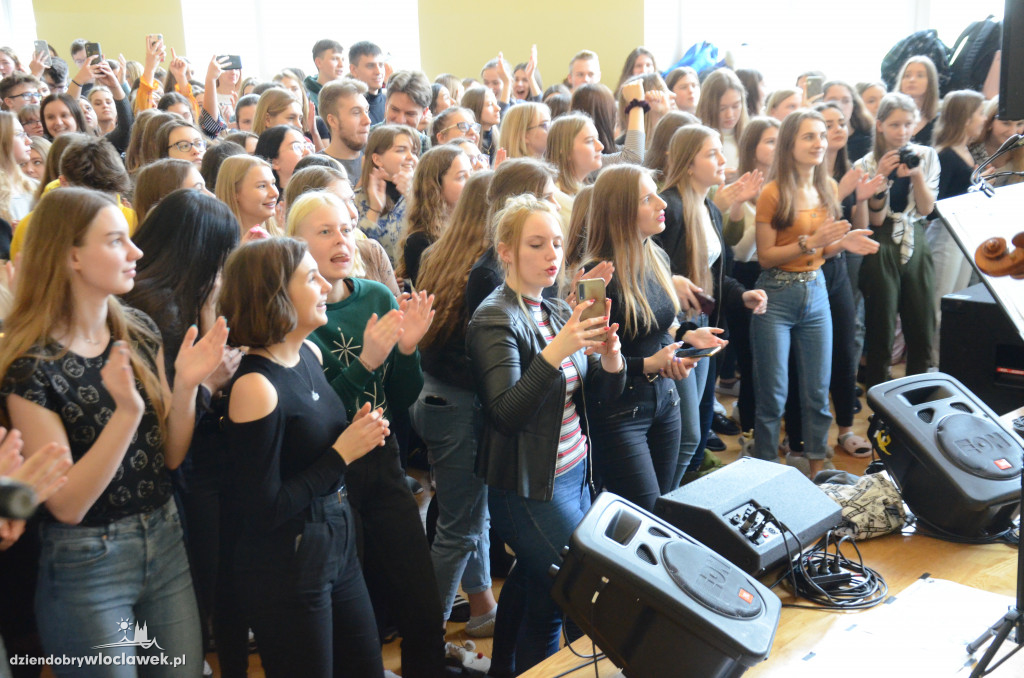 Koncert charytatywny dla UNICEF w LMK