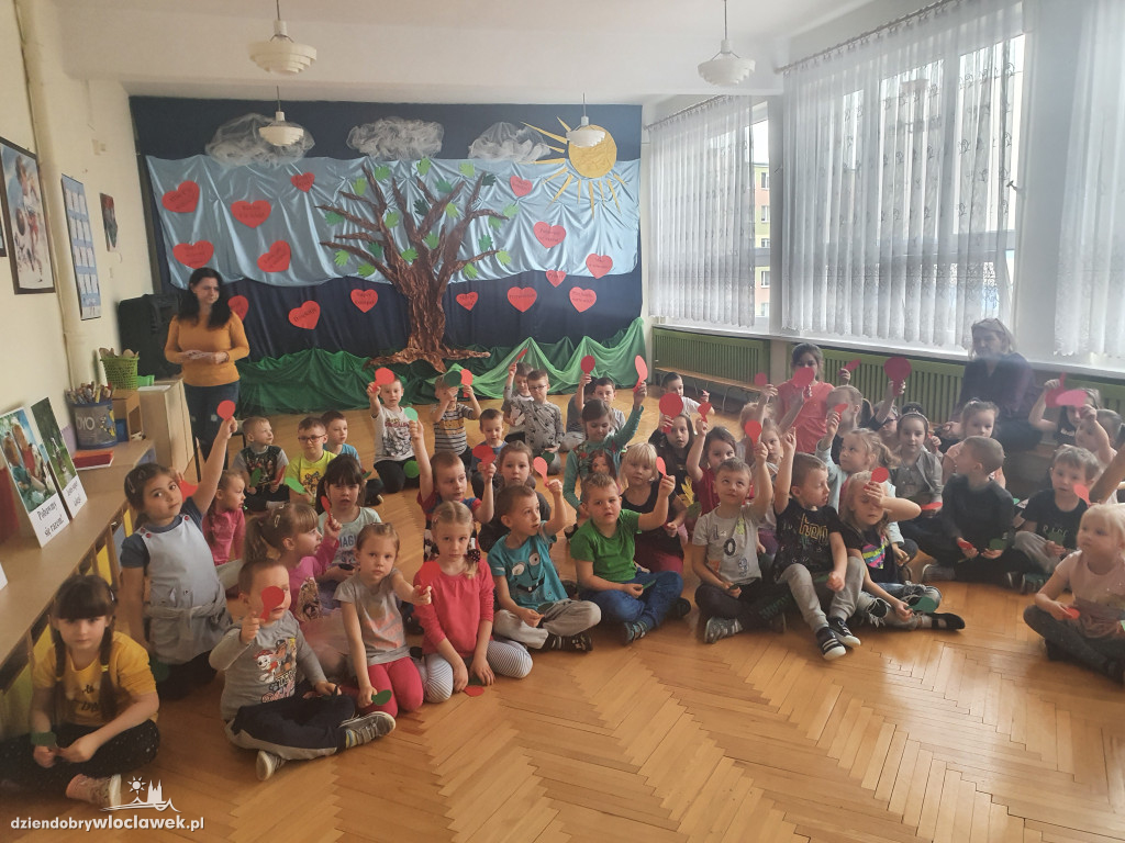 Fundacja Orange odwiedziła przedszkolaków