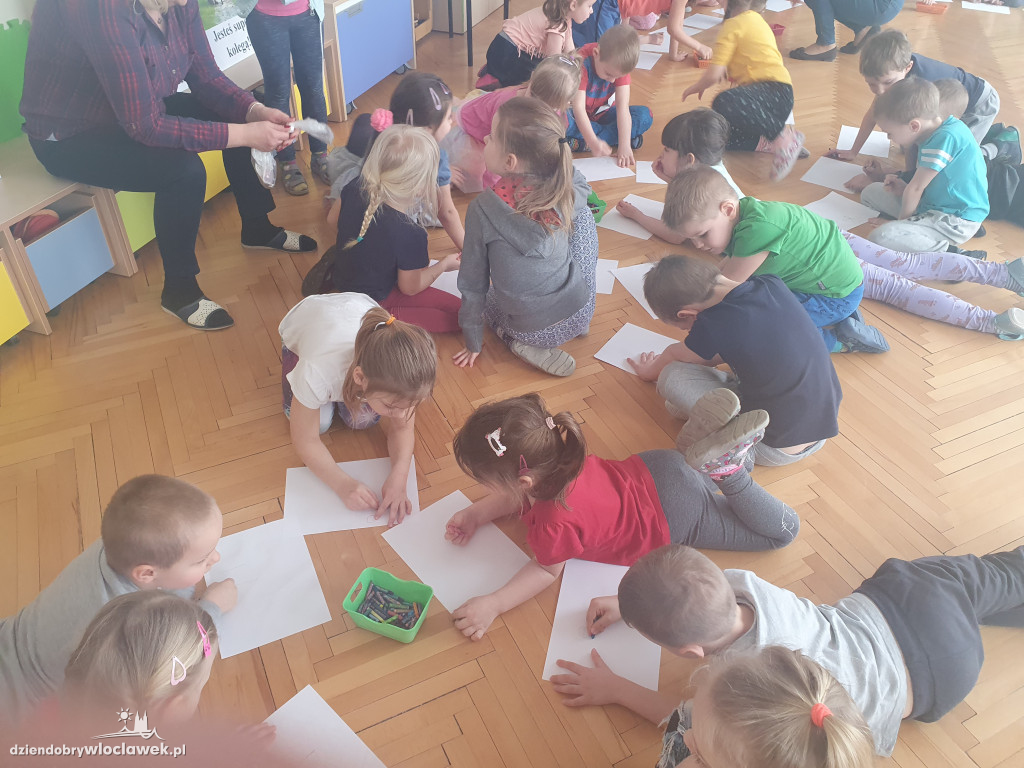 Fundacja Orange odwiedziła przedszkolaków