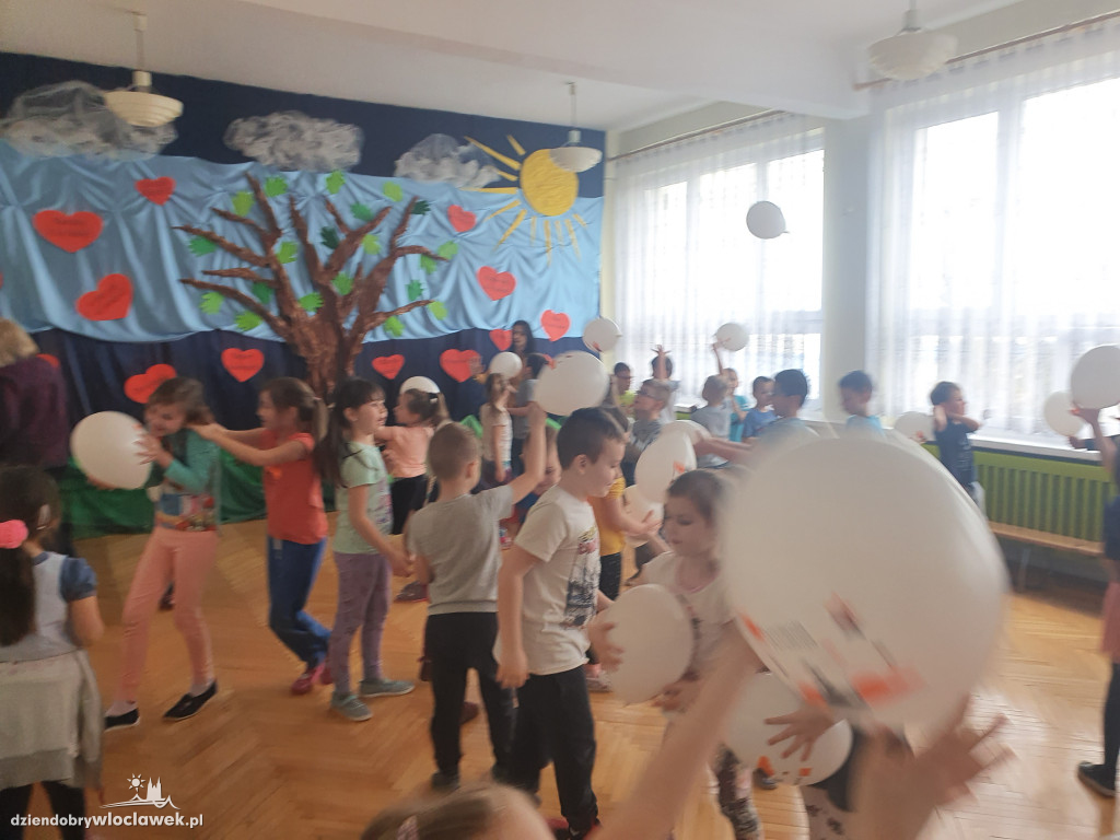 Fundacja Orange odwiedziła przedszkolaków