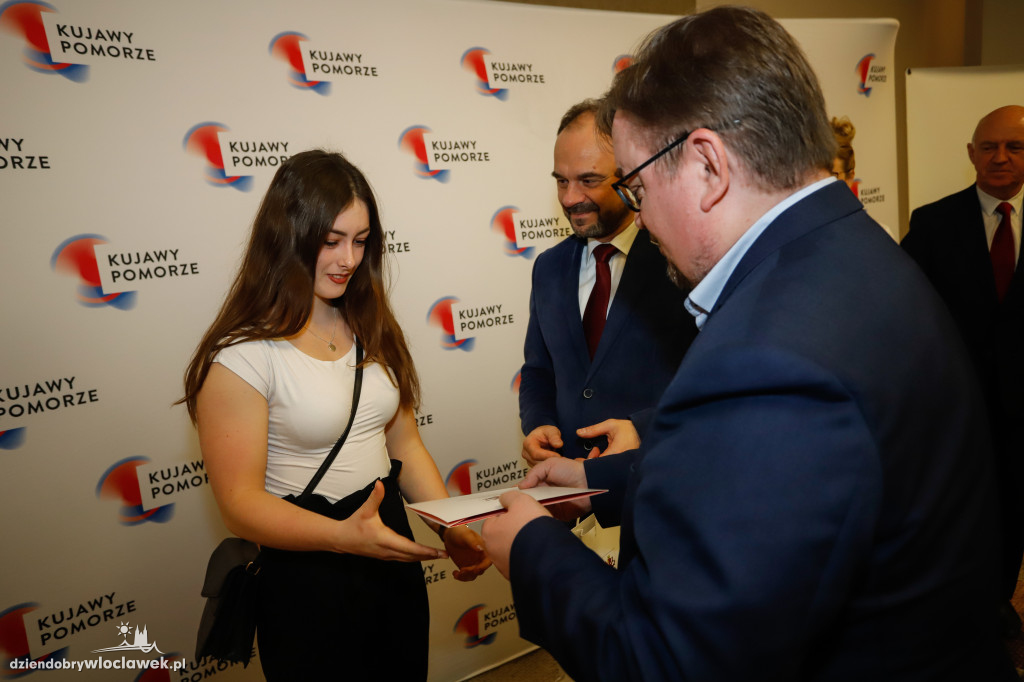 Stypendyści z województwa wyróżnieni