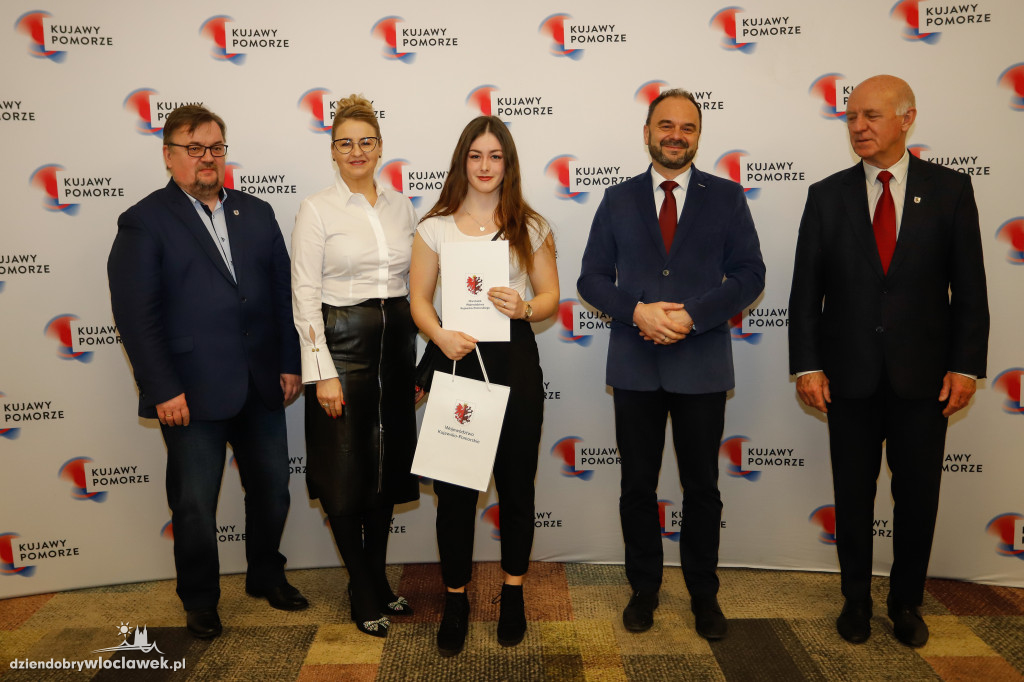 Stypendyści z województwa wyróżnieni