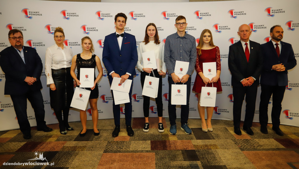 Stypendyści z województwa wyróżnieni
