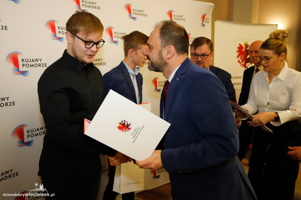 Stypendyści z województwa wyróżnieni