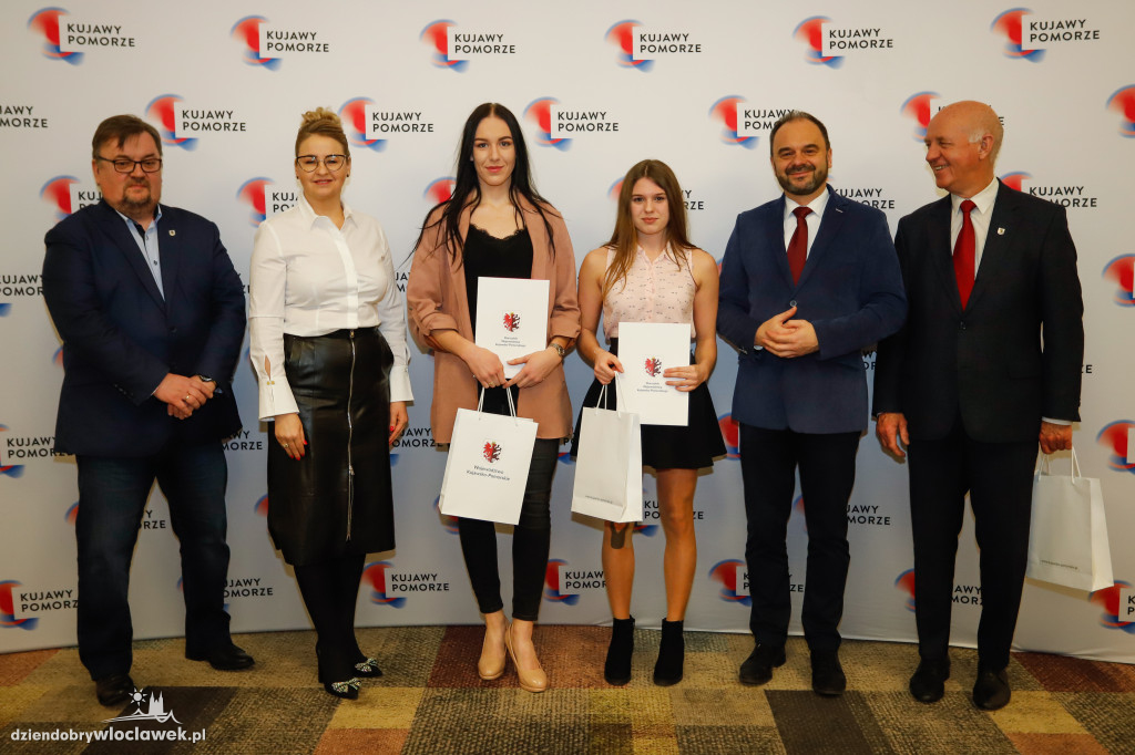 Stypendyści z województwa wyróżnieni