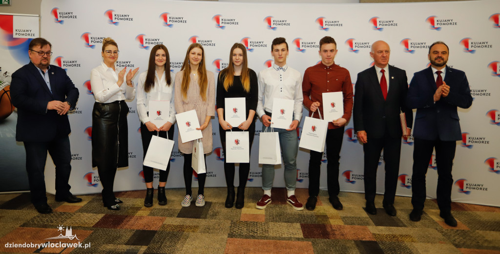 Stypendyści z województwa wyróżnieni