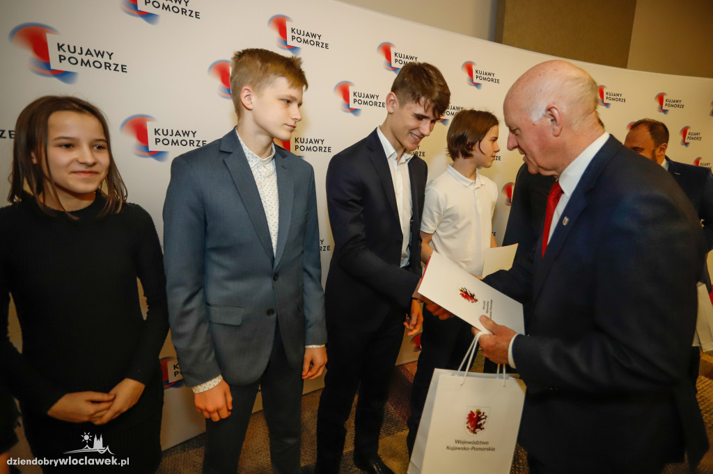 Stypendyści z województwa wyróżnieni