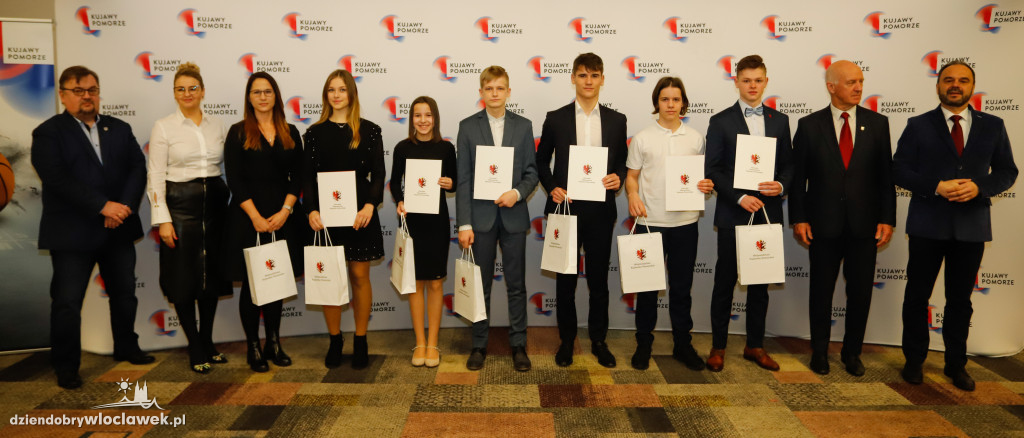 Stypendyści z województwa wyróżnieni