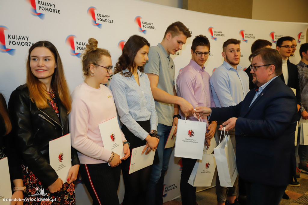 Stypendyści z województwa wyróżnieni