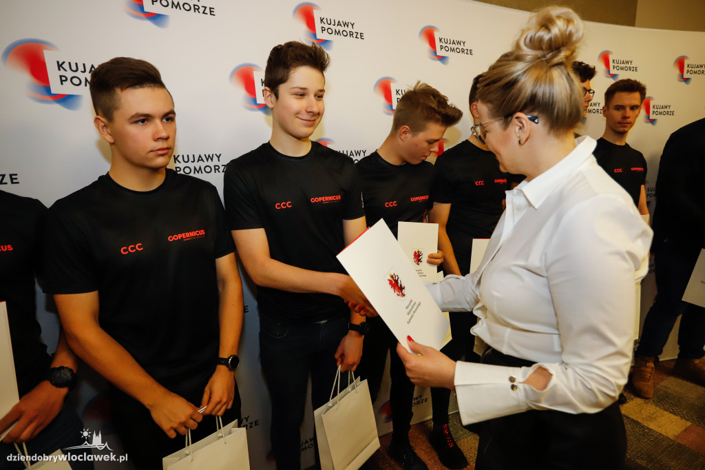 Stypendyści z województwa wyróżnieni