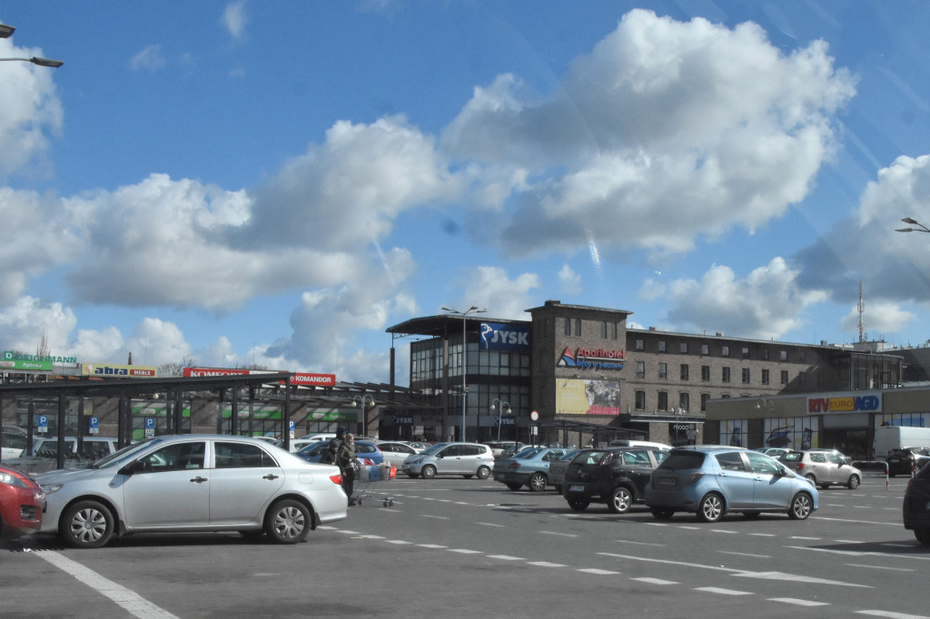 Mniejszy ruch przy włocławskich centrach handlowych