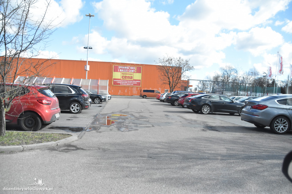 Mniejszy ruch przy włocławskich centrach handlowych