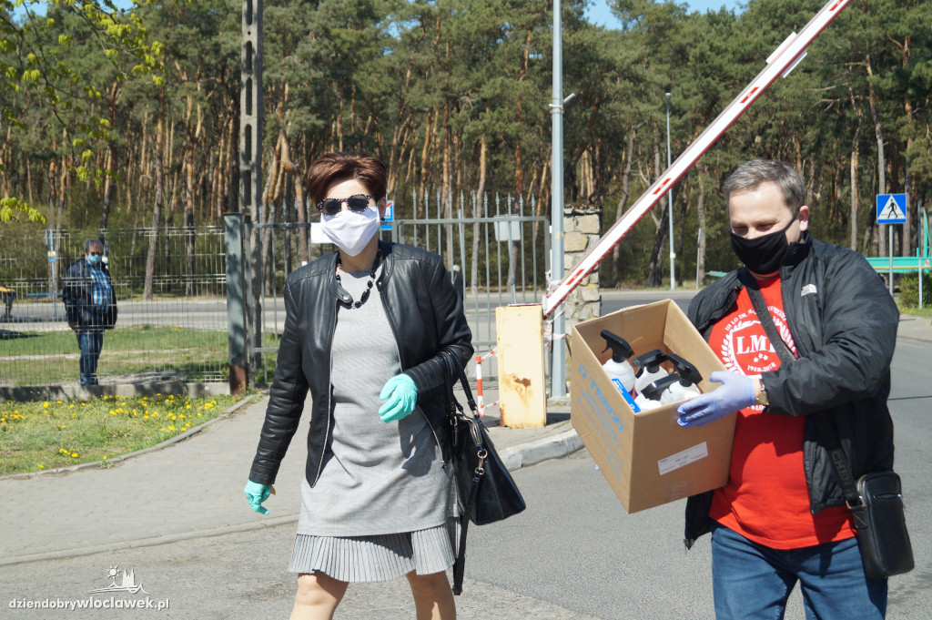 Dary od uczniów LMK trafiły do szpitala