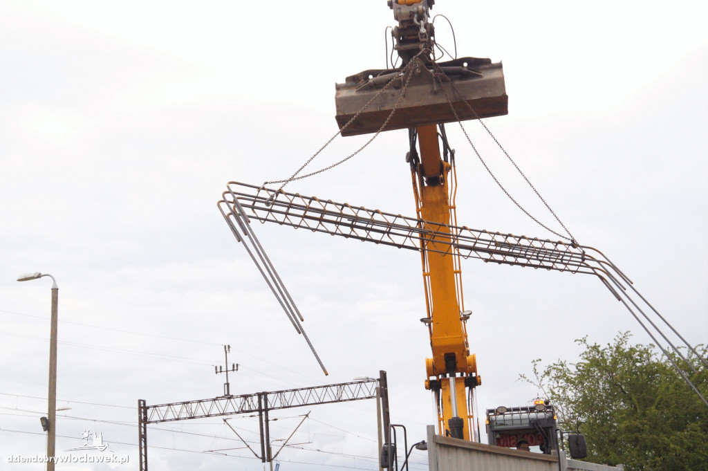 Budowa tunelu pod torami na Zazamczu. Jest tempo!