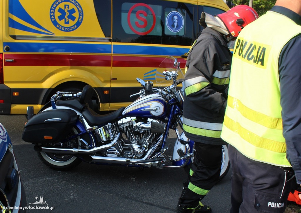Zderzenie motocykla i osobówki na Zazamczu